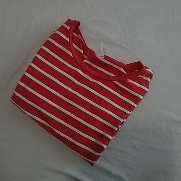 Top - Picture 2 of 3